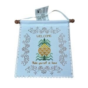 Heritage Lace Pineapple‎ Welcome Wall Hanging Off-White Floral Made in USA C72Q